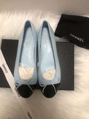 Chanel Women's Flats - Light Blue and Black